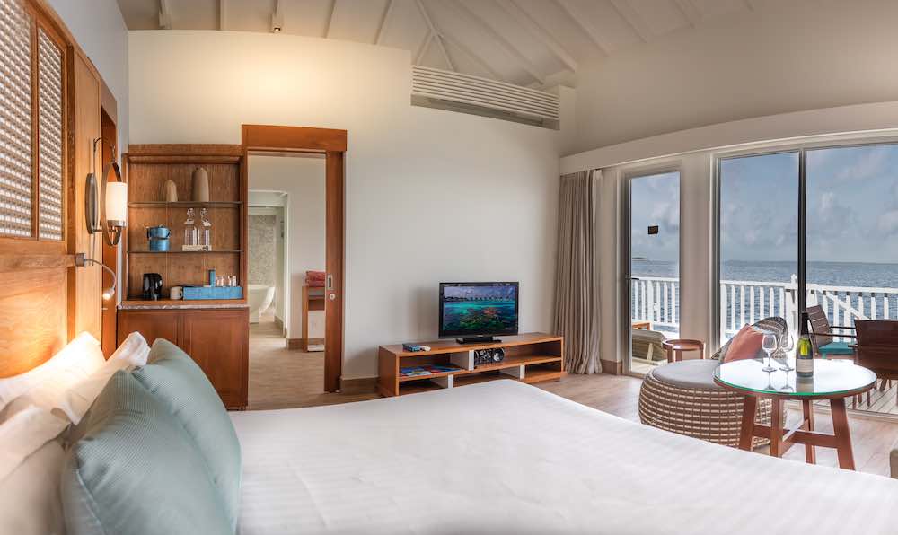 Deluxe Overwater Villa photo 6
